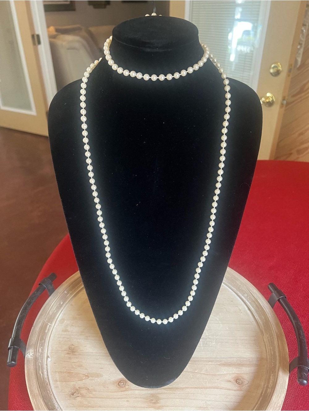 Classic White Faux Pearl Necklace Set - Elegant Women's Jewelry with Bracelet